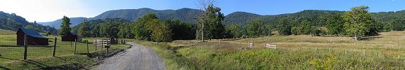 Long panoramic view of the Blue Ridge and Hogback Mountain near the Greasy-Gooney 10K's 2.5 mile mark