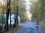 Sean Rankin approaching Cool Springs Church of God during the 2002 Greasy-Gooney 10K