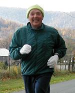 Lowell Owsley of Jeffersonton, VA, finishing the 2001 Greasy-Gooney 10K